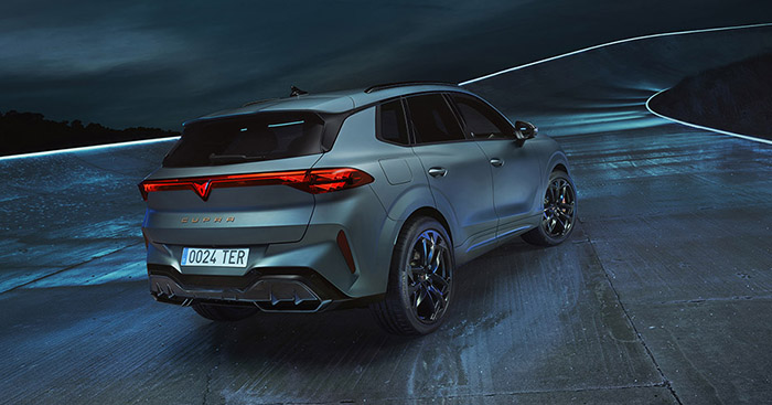 David Casas, photographer and creative retoucher/CGI.